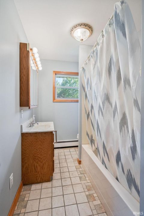 Tiny photo for 3092 W 300 SOUTH, Kokomo, IN 46902 (MLS # 202614084)