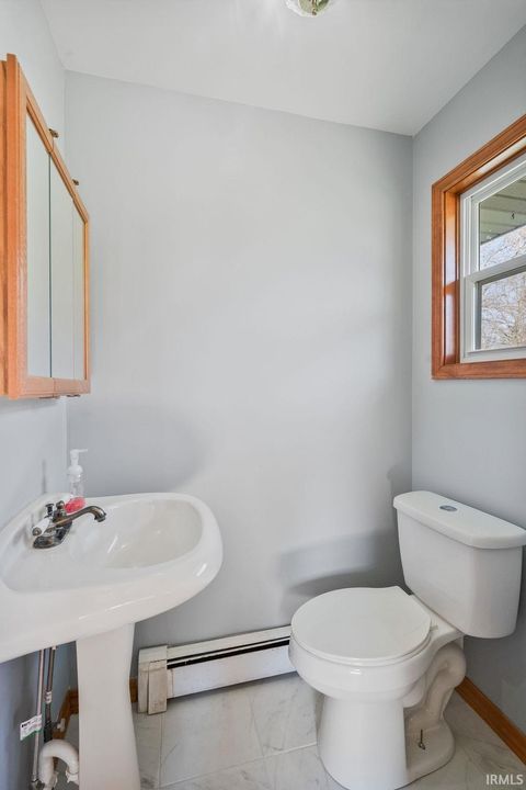 Tiny photo for 3092 W 300 SOUTH, Kokomo, IN 46902 (MLS # 202614084)