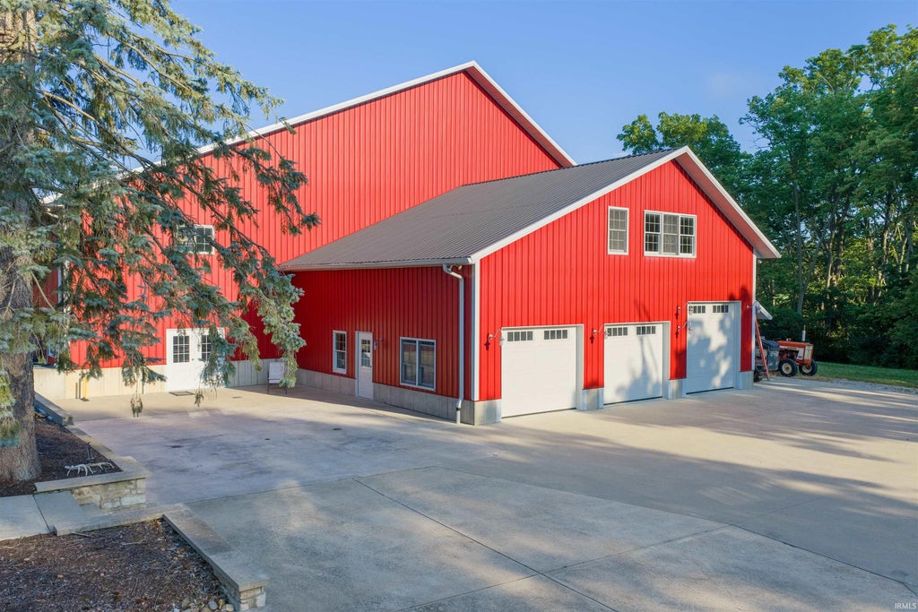 Photo of 11378 S State Road, LaFontaine, IN 46940 (MLS # 202640373)