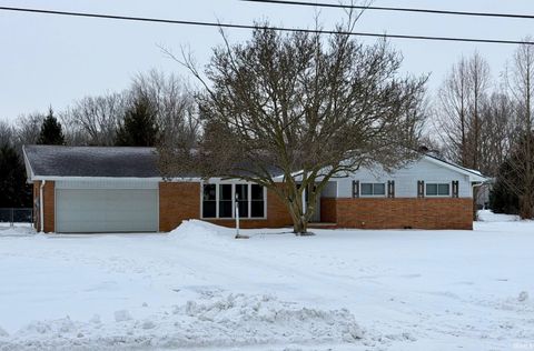 Photo of 1397 W 400 S Road, Kokomo, IN 46902 (MLS # 202603773)