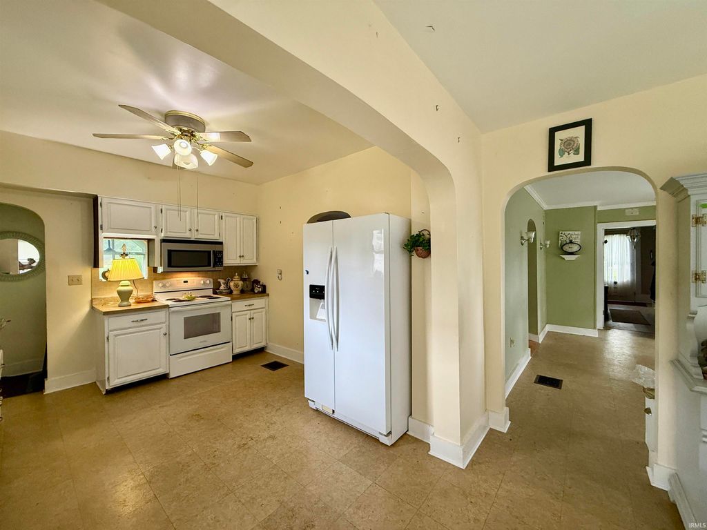 Photo of 214 Seminary Street, Rockport, IN 47635 (MLS # 202615655)