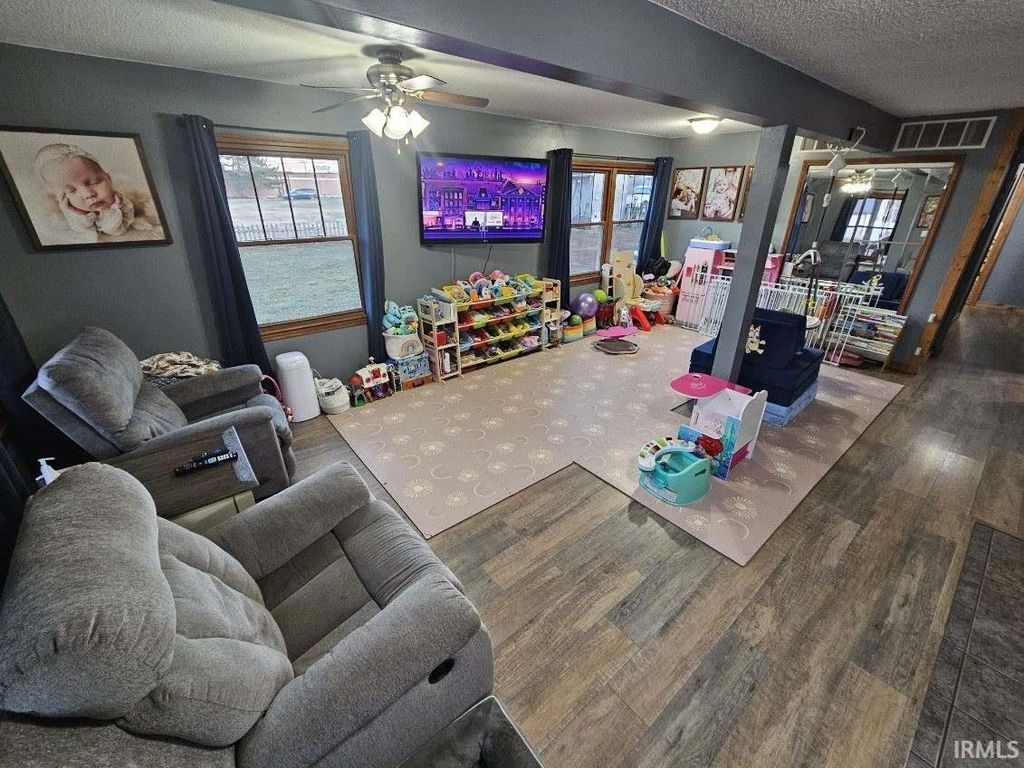 Photo of 1051 W 6TH Street, Peru, IN 46970 (MLS # 202600689)