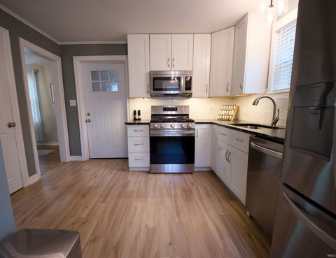 Tiny photo for 1545 W Mulberry Street, Kokomo, IN 46901 (MLS # 202615139)