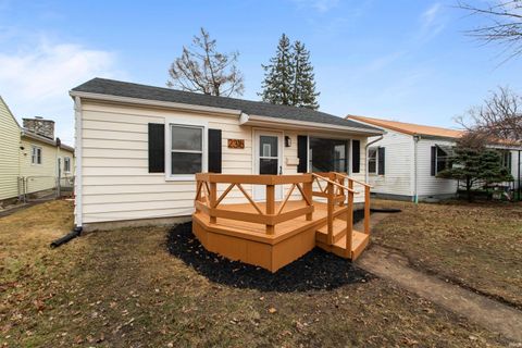 Tiny photo for 2316 N Locke Street, Kokomo, IN 46901 (MLS # 202605380)