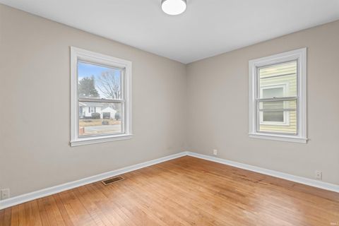 Tiny photo for 2316 N Locke Street, Kokomo, IN 46901 (MLS # 202605380)