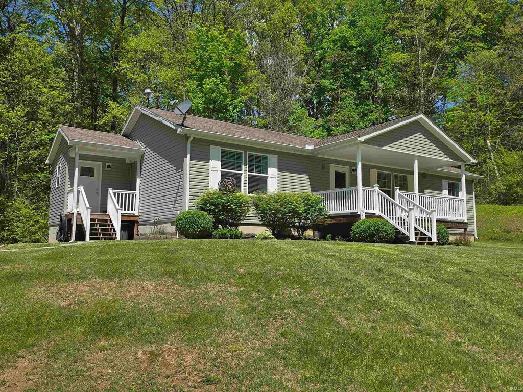 Photo of 3800 Garrard Chapel Road, Bowling Green, IN 47833 (MLS # 202615958)