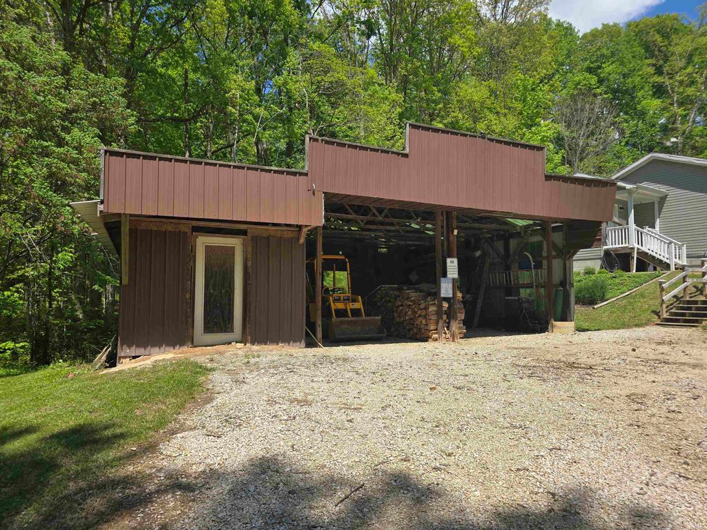 Photo of 3800 Garrard Chapel Road, Bowling Green, IN 47833 (MLS # 202615958)