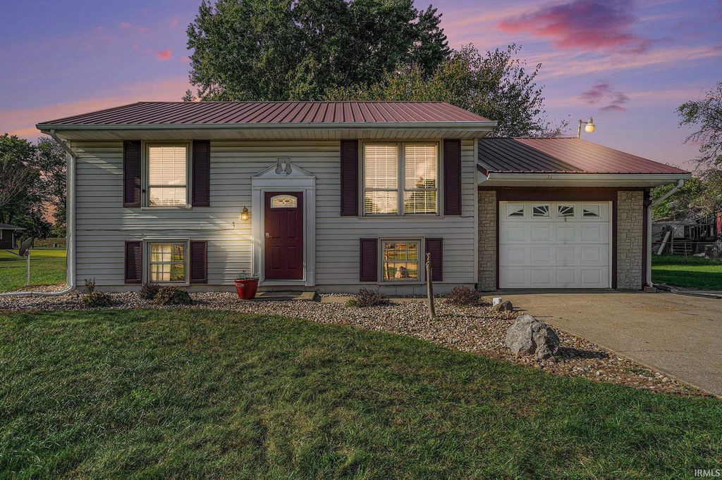 Photo of 30931 Amber Drive, Granger, IN 46530 (MLS # 202540594)