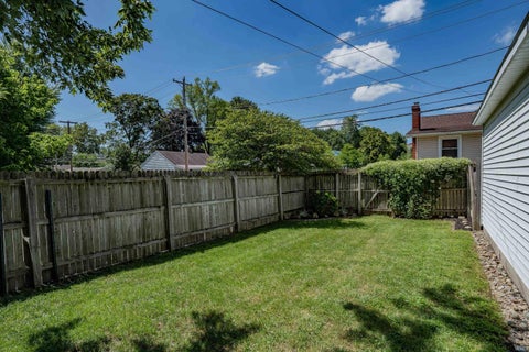 Tiny photo for 1501 Runnion Avenue, Fort Wayne, IN 46808 (MLS # 202635090)