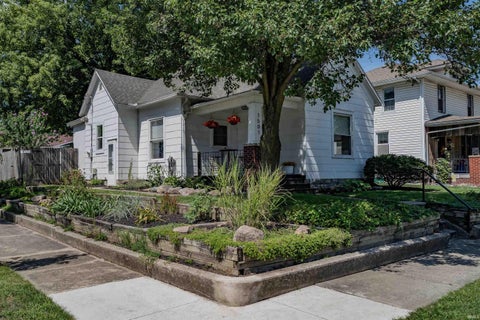 Tiny photo for 1501 Runnion Avenue, Fort Wayne, IN 46808 (MLS # 202635090)