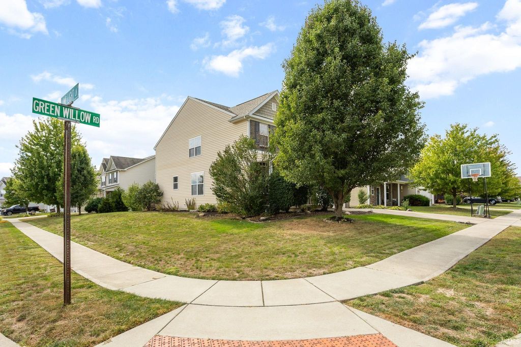 Photo of 6091 Green Willow Road, Whitestown, IN 46075 (MLS # 202540378)