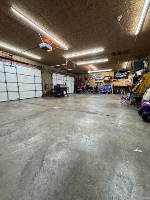 Tiny photo for 202 Shadyside Street, Dunkirk, IN 47336 (MLS # 202615703)