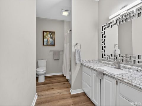 Tiny photo for 113 W Wayne Street #212, Fort Wayne, IN 46802 (MLS # 202618686)