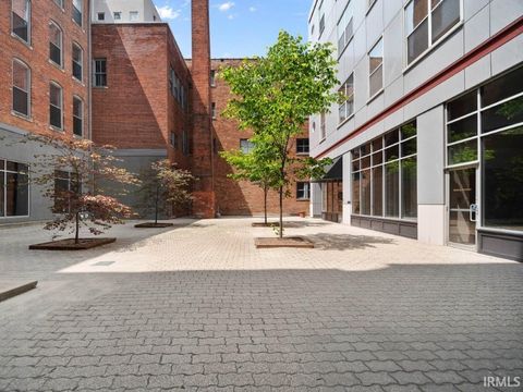 Tiny photo for 113 W Wayne Street #212, Fort Wayne, IN 46802 (MLS # 202618686)