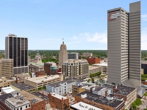 Tiny photo for 113 W Wayne Street #212, Fort Wayne, IN 46802 (MLS # 202618686)