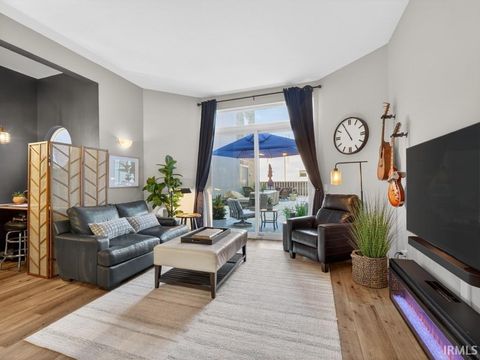 Tiny photo for 113 W Wayne Street #212, Fort Wayne, IN 46802 (MLS # 202618686)