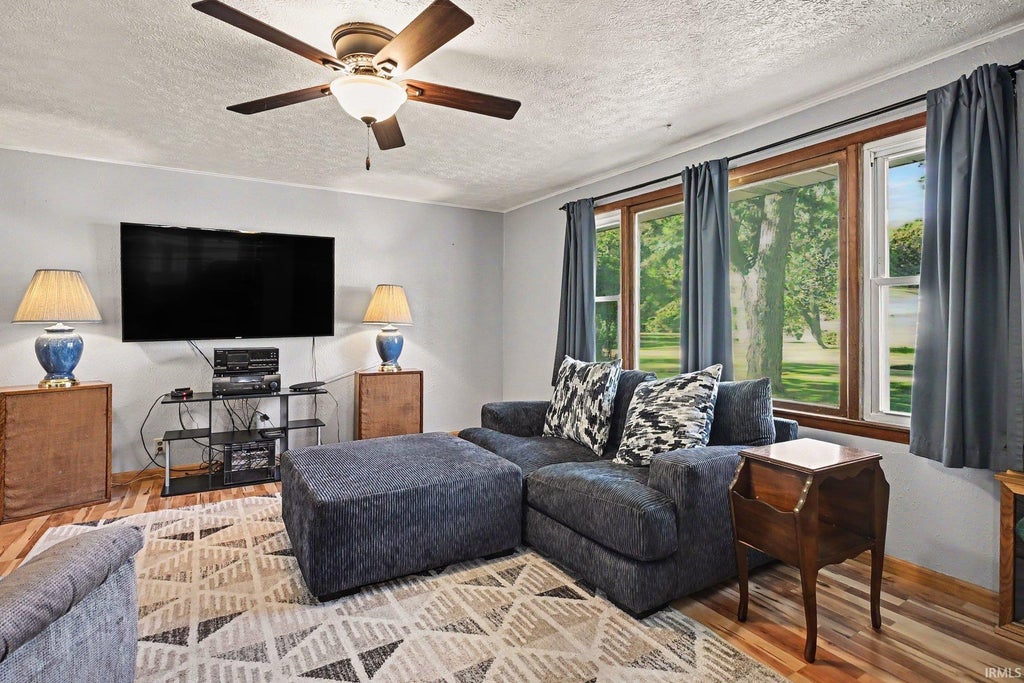 Photo of 318 W Elm Street, Millersburg, IN 46543 (MLS # 202642214)