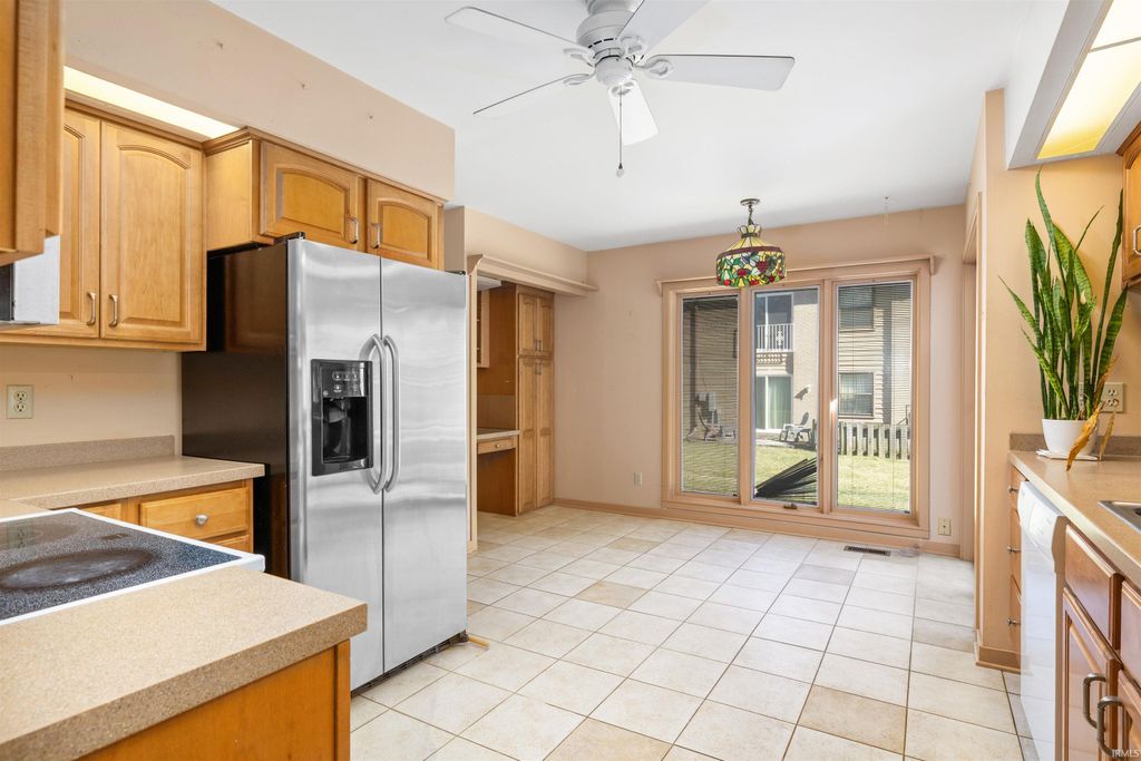 Photo of 271 N McClellan Street #105, Auburn, IN 46706 (MLS # 202603957)