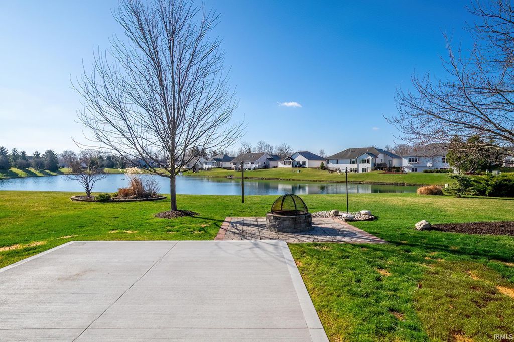 Photo of 1814 Moorings Way, Fort Wayne, IN 46825 (MLS # 202608302)