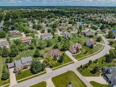 Tiny photo for 2306 Longleaf Court, Fort Wayne, IN 46814 (MLS # 202630979)