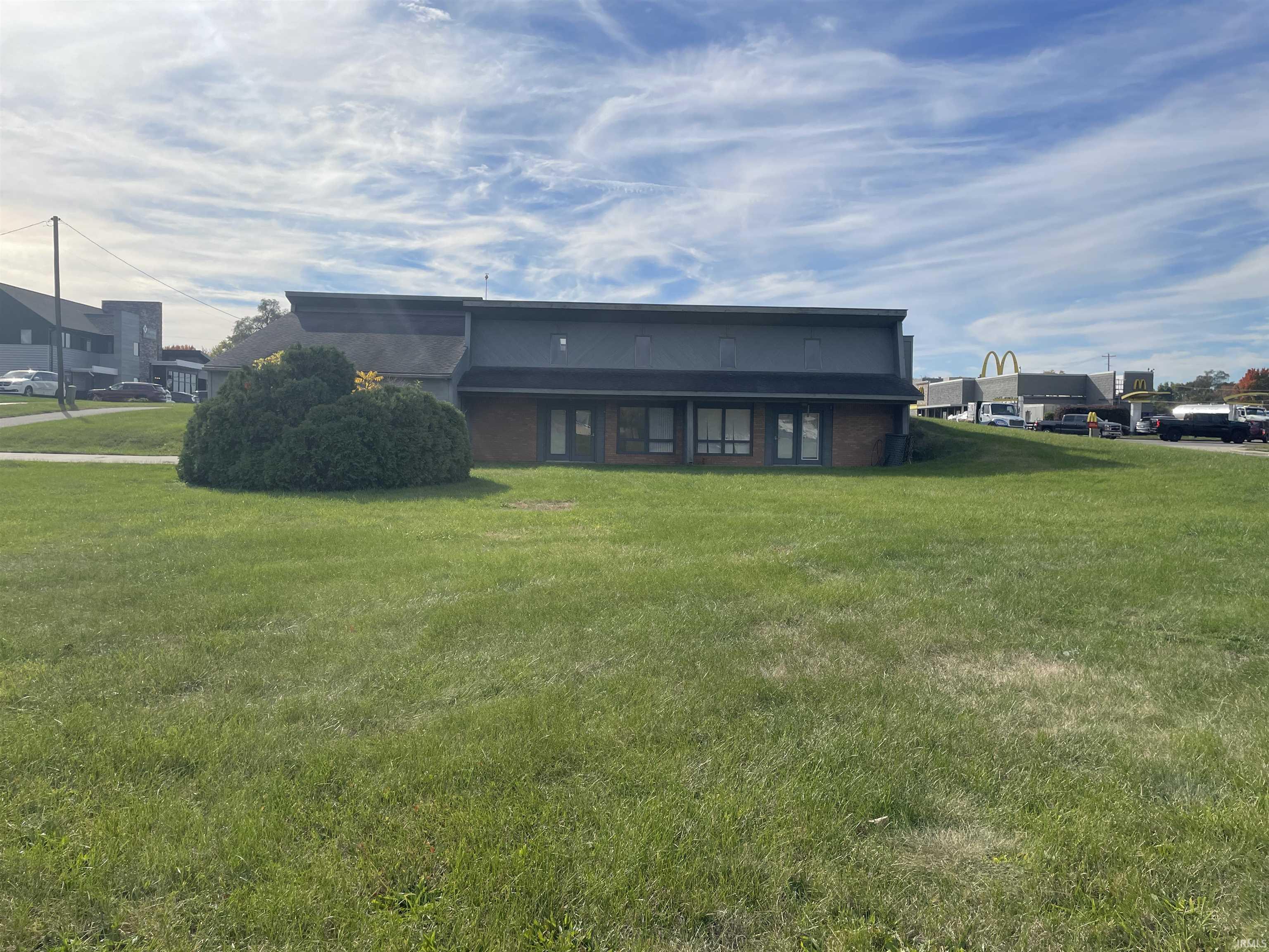 Elkhart, Indiana 46516, United States, ,Commercial,Active,48795