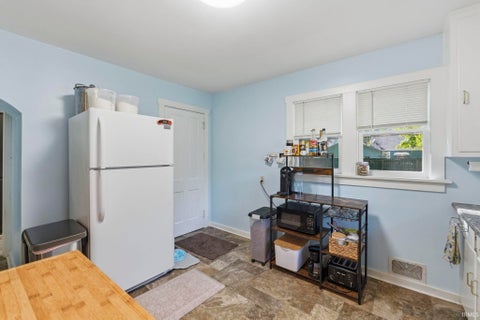 Tiny photo for 313 S Market Street, North Manchester, IN 46962 (MLS # 202642036)