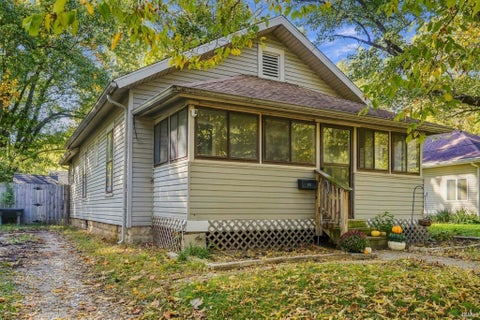 Tiny photo for 313 S Market Street, North Manchester, IN 46962 (MLS # 202642036)