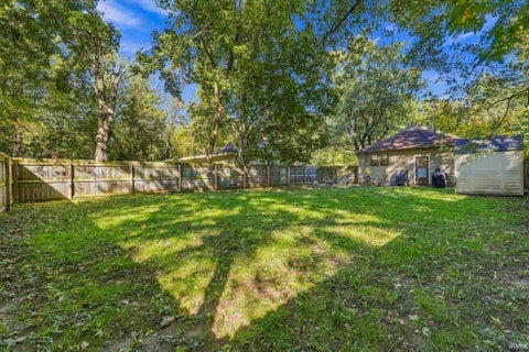 Tiny photo for 313 S Market Street, North Manchester, IN 46962 (MLS # 202642036)
