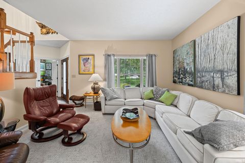 Tiny photo for 809 Red Oaks Lane, Lafayette, IN 47909 (MLS # 202532825)