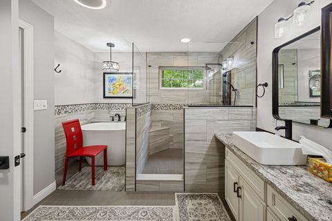 Tiny photo for 809 Red Oaks Lane, Lafayette, IN 47909 (MLS # 202532825)