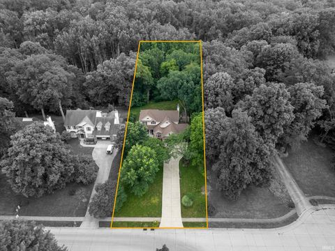 Tiny photo for 809 Red Oaks Lane, Lafayette, IN 47909 (MLS # 202532825)