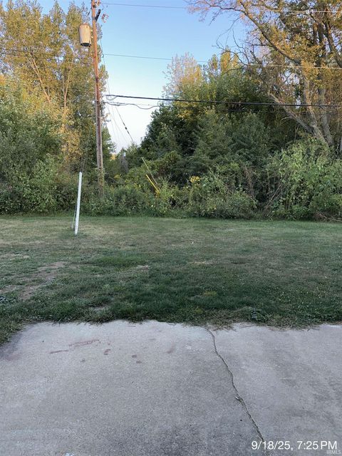 Tiny photo for 39031 Edwards Court, Peru, IN 46970 (MLS # 202620802)