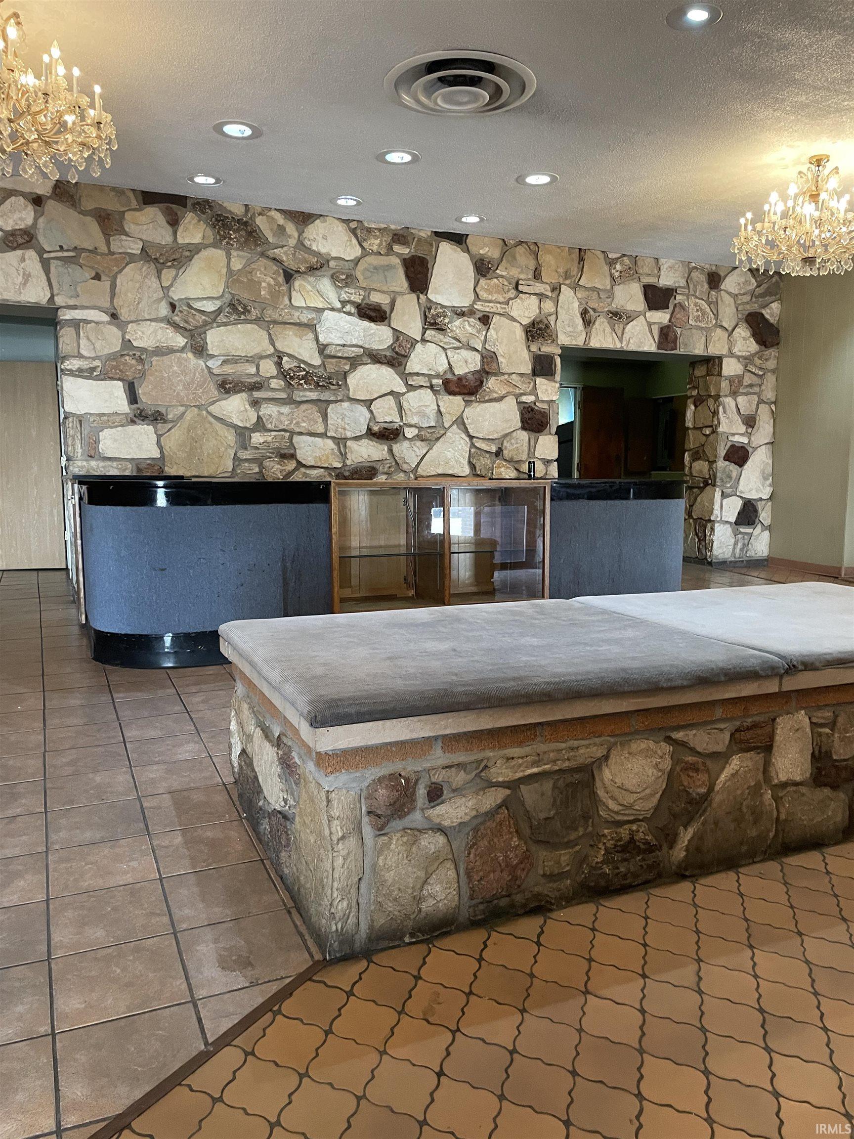 Elkhart, Indiana 46516, United States, ,Commercial,Active,50312