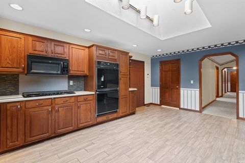 Tiny photo for 2128 LYNN Drive, Kokomo, IN 46902 (MLS # 202629904)