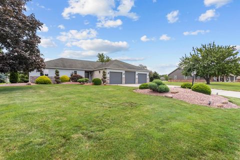 Tiny photo for 2128 LYNN Drive, Kokomo, IN 46902 (MLS # 202629904)