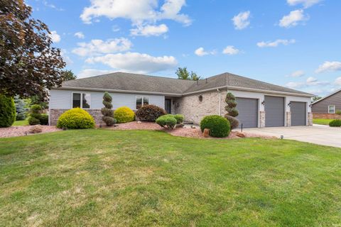 Tiny photo for 2128 LYNN Drive, Kokomo, IN 46902 (MLS # 202629904)