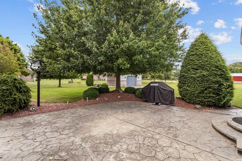 Tiny photo for 2128 LYNN Drive, Kokomo, IN 46902 (MLS # 202629904)