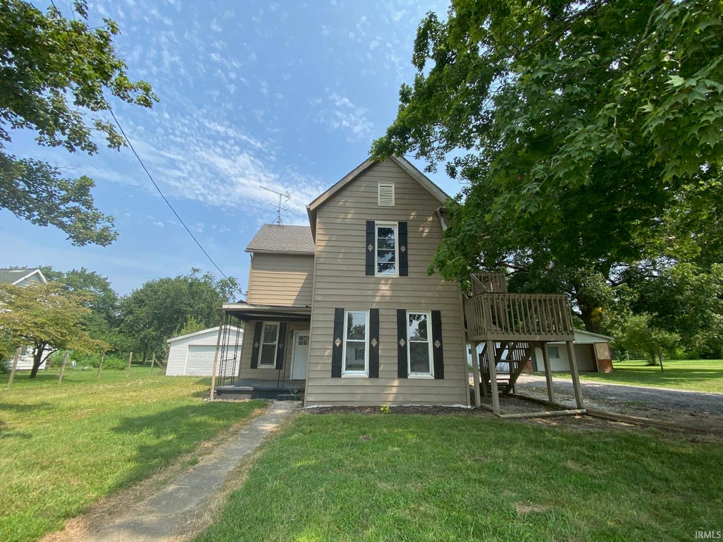 Photo of 333 E Medcalf Street, Dale, IN 47523 (MLS # 202640770)