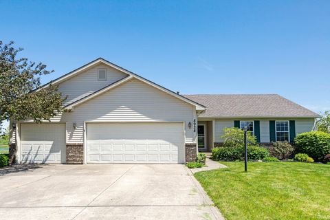 8928 Goshawk Lane, Fort Wayne, IN 46825 - #: 202517038