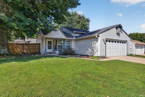 Photo of 3543 W Yellowstone Court, Bloomington, IN 47403 (MLS # 202636197)