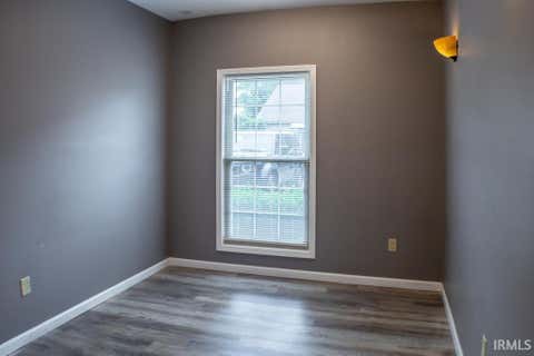 Tiny photo for 2504 E 350 S PKWY, Lafayette, IN 47909 (MLS # 202621850)