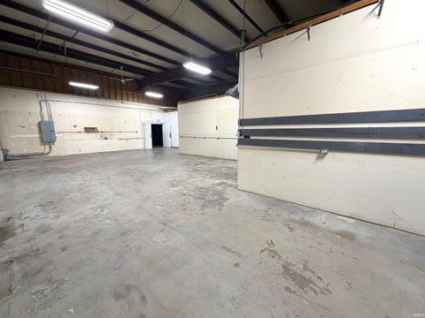 Tiny photo for 604 E Albany Drive, Kokomo, IN 46902 (MLS # 202612447)