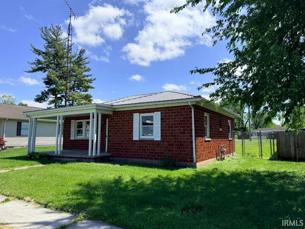 Photo of 844 W Frank Street, Mitchell, IN 47446 (MLS # 202615385)