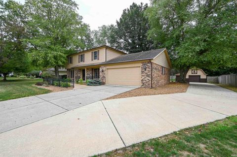 Tiny photo for 4009 LISA Court, Kokomo, IN 46902 (MLS # 202538380)