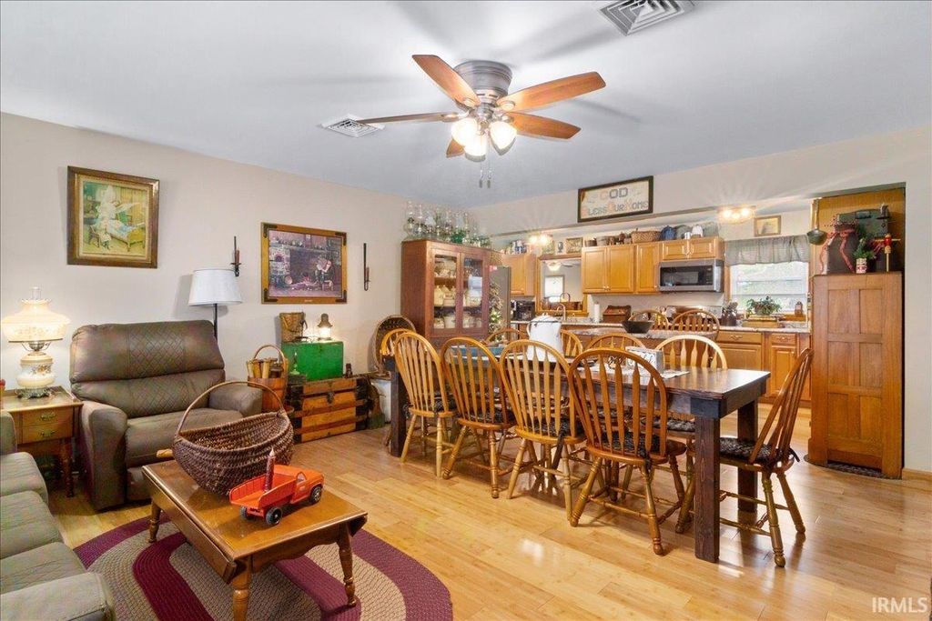 Photo of 115 S Broadview Circle, Princeton, IN 47670 (MLS # 202609793)