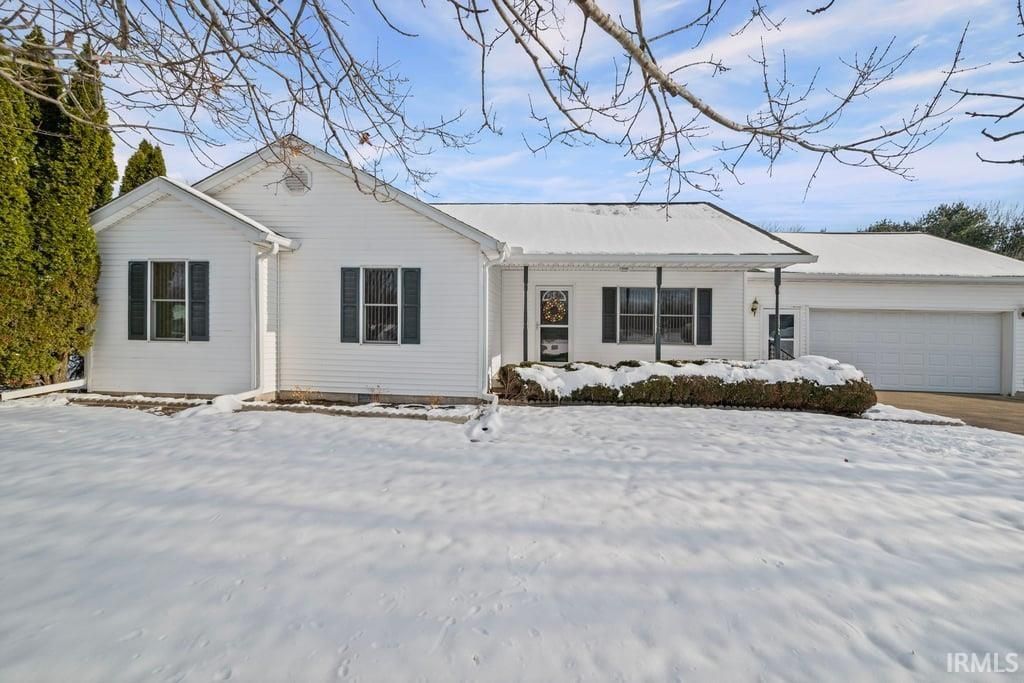 Photo of 21 Willow Court, Williamsport, IN 47993 (MLS # 202548504)