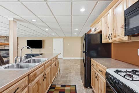 Tiny photo for 130 Peach Tree Lane, Winona Lake, IN 46590 (MLS # 202635290)