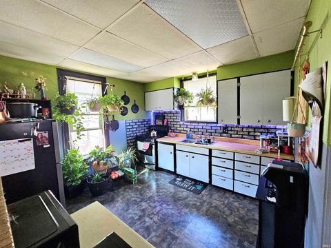 Tiny photo for 901 S Van Buren Street, Auburn, IN 46706 (MLS # 202538106)