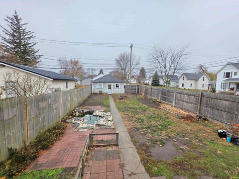 Tiny photo for 901 S Van Buren Street, Auburn, IN 46706 (MLS # 202538106)