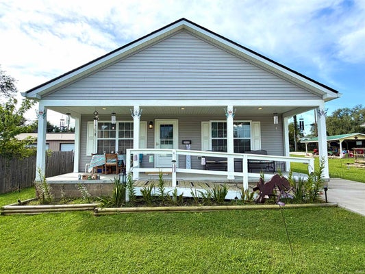 1010 W GRISSOM AVE, MITCHELL, IN 47446 - Image f238ea2be8a117dbc46e0aab18d958f7/4283335430